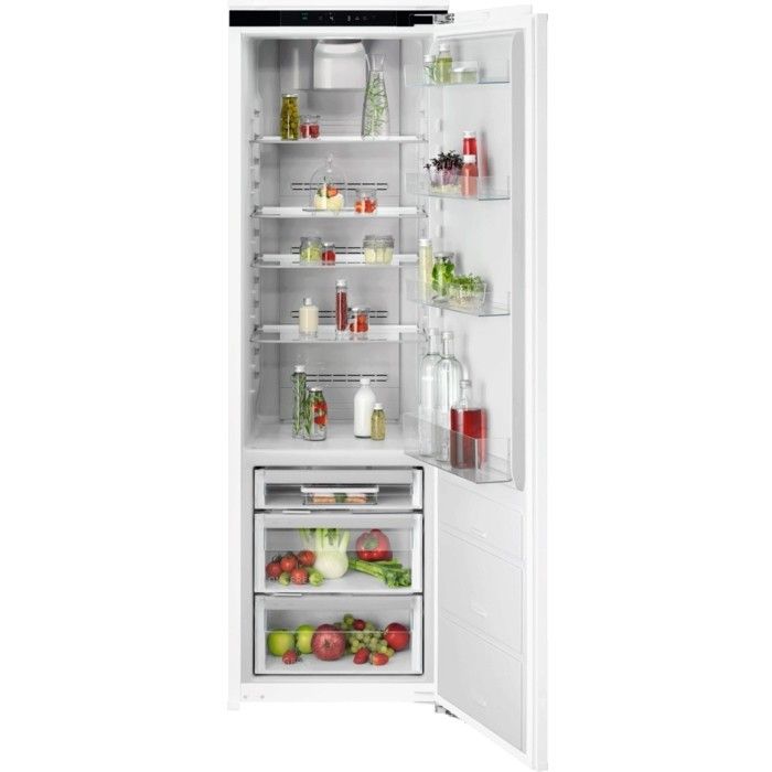 Aeg NSK9Z181EC In Column 9000, Cabinet Larder Fridge with LongFresh, MultiFlow, Fixed Hinge, Recycle