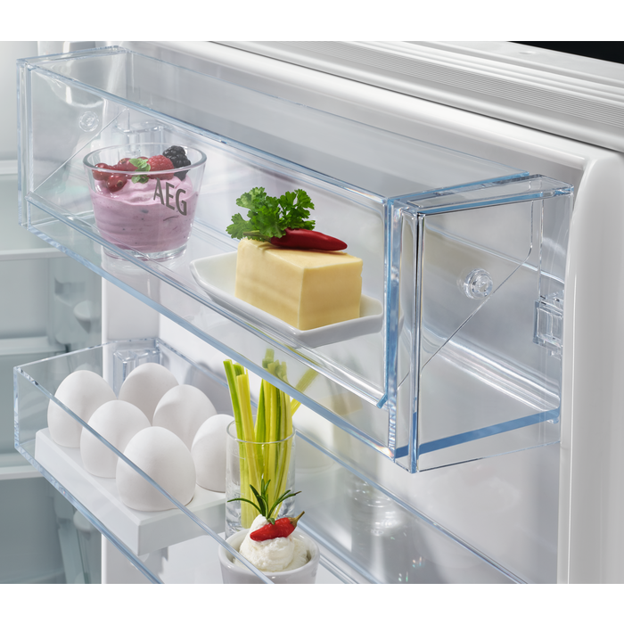 AEG OSC6N181ES 54.6cm 70/30 Integrated Fridge Freezer - White