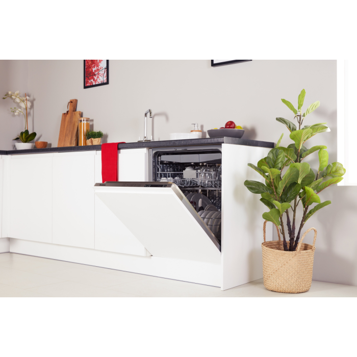 Blomberg LDV63440 Full Size Integrated Dishwasher with 16 Place Settings