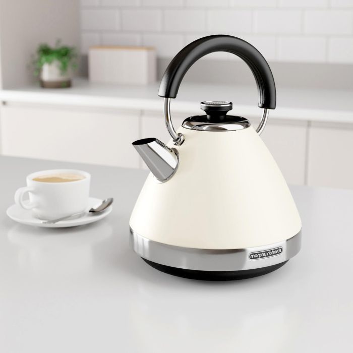 Morphy Richards 100132 1.5 Litres Venture Pyramid Rapid Boil Kettle - Cream