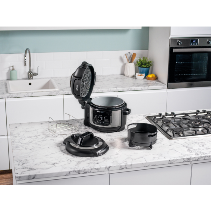 Ninja OP350UK Foodi 9-in-1 Multi-Cooker 6L - Black/Sliver