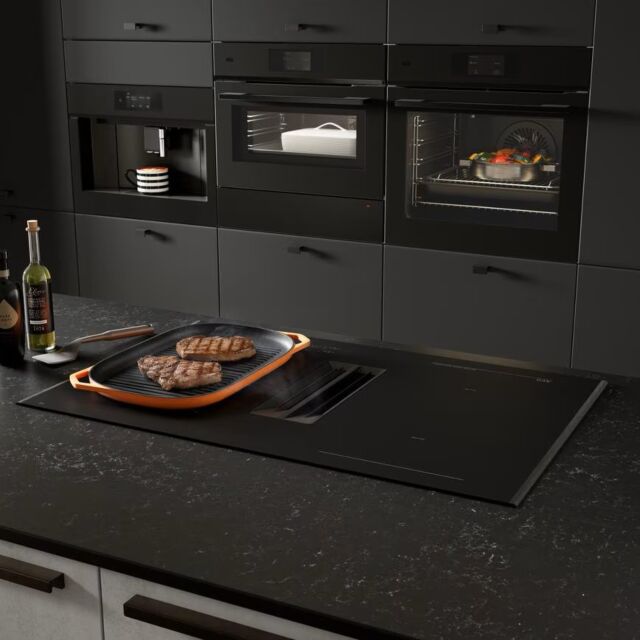 Aeg NCH84B03AZ SaphirMatt® 83cm Induction hob with Bridging zone and Extractor