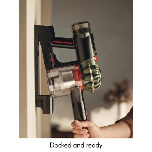 Dyson V8CYCLONENEW Cordless Vacuum - 60 Minutes Run Time - Black/Green