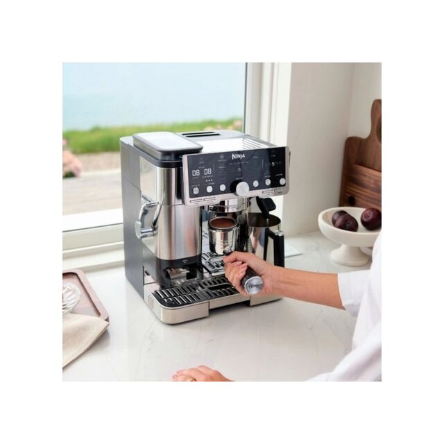 Ninja ES701UK Luxe Cafe Pro Series Espresso Machine - Black/Stainless Steel